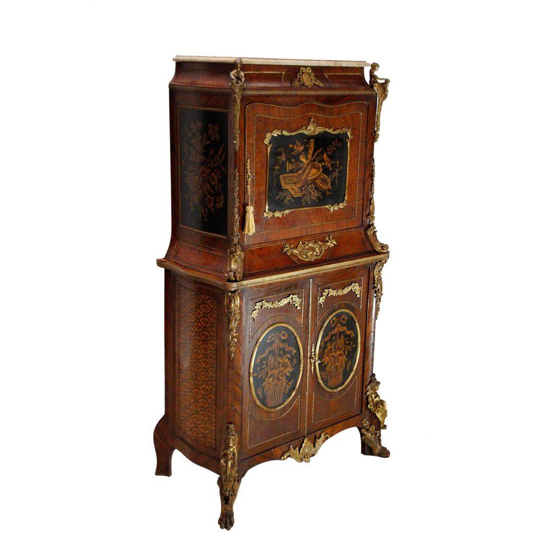 antiqium.com ürünler: Bronz İşlemeli Dolap