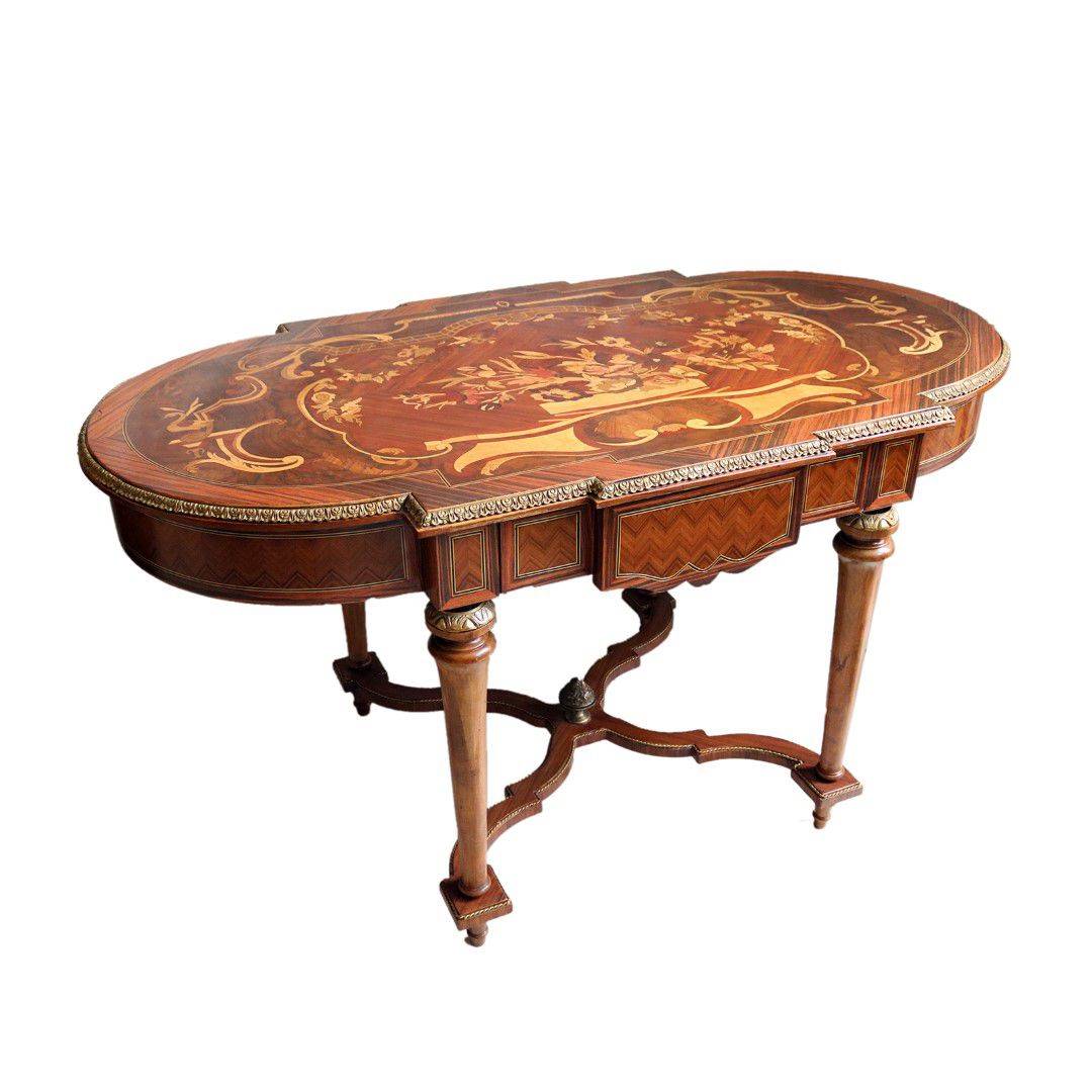 Antiqium Ürün  MARKÜTERİLİ VICTORIAN MASA