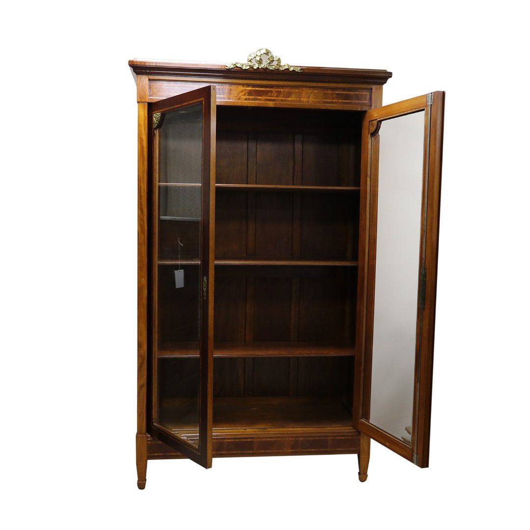 Antiqium Ürün  FRANSIZ LOUIS XVI. STİLİ MAUN KİTAPLIK