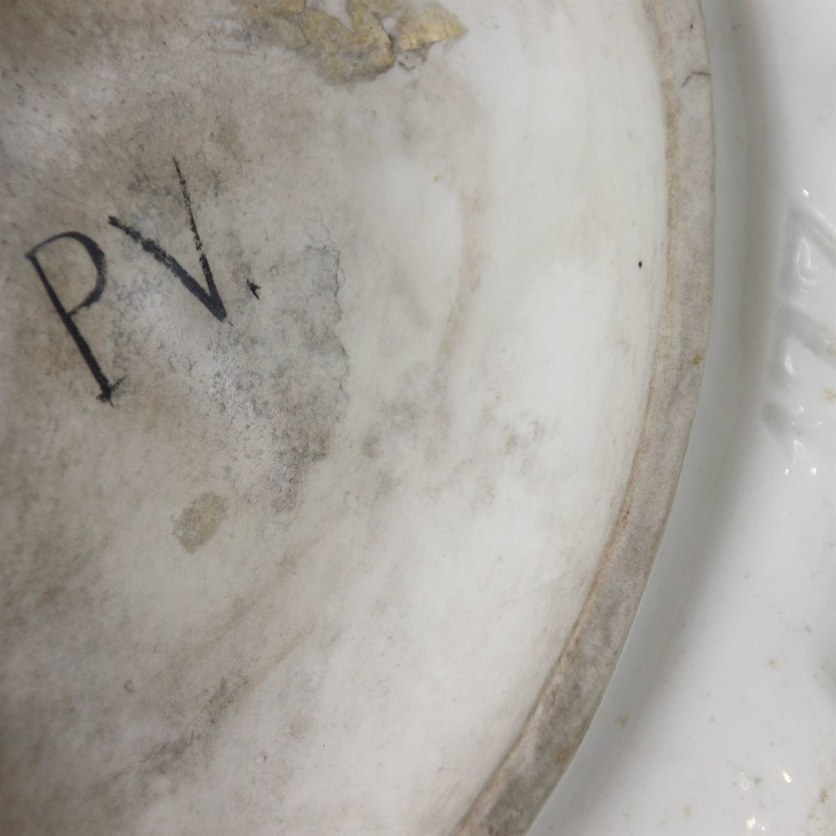 Antiqium Ürün  PV. PORSELEN JARDİNYER