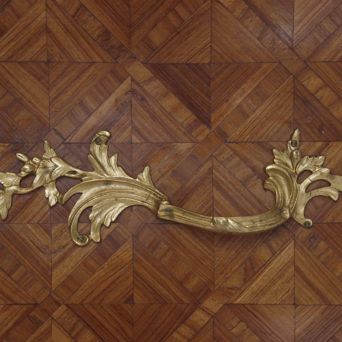 Antiqium Ürün  FRANSIZ MERMER ZEMİNLİ ŞİFONYER