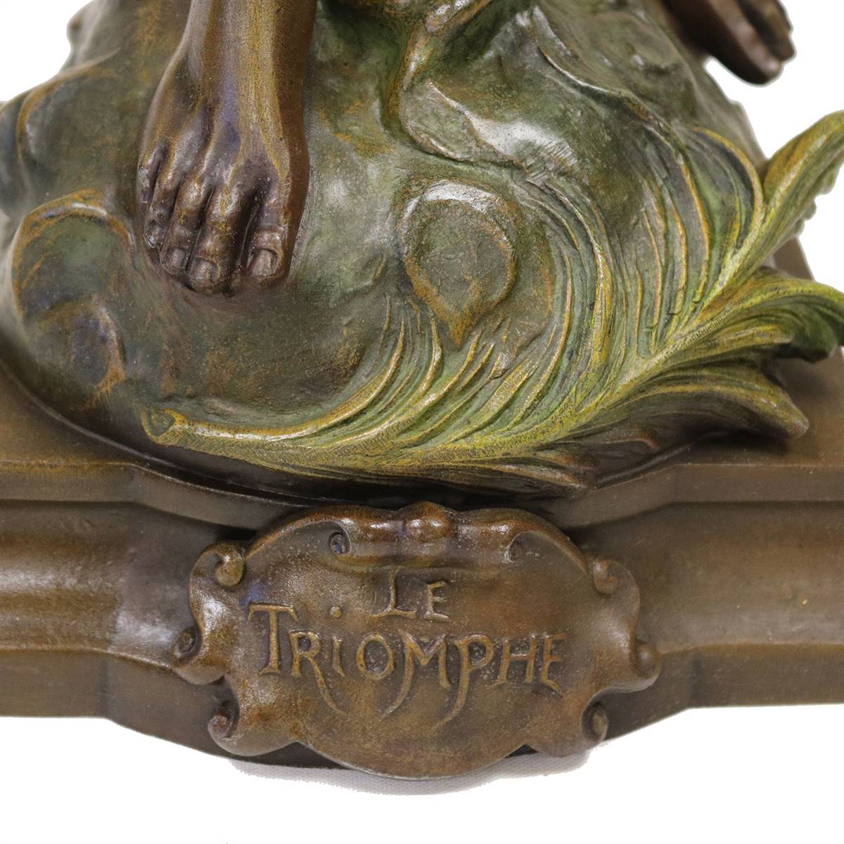 Antiqium Ürün  LE TRİOMPHE BRONZ HEYKEL