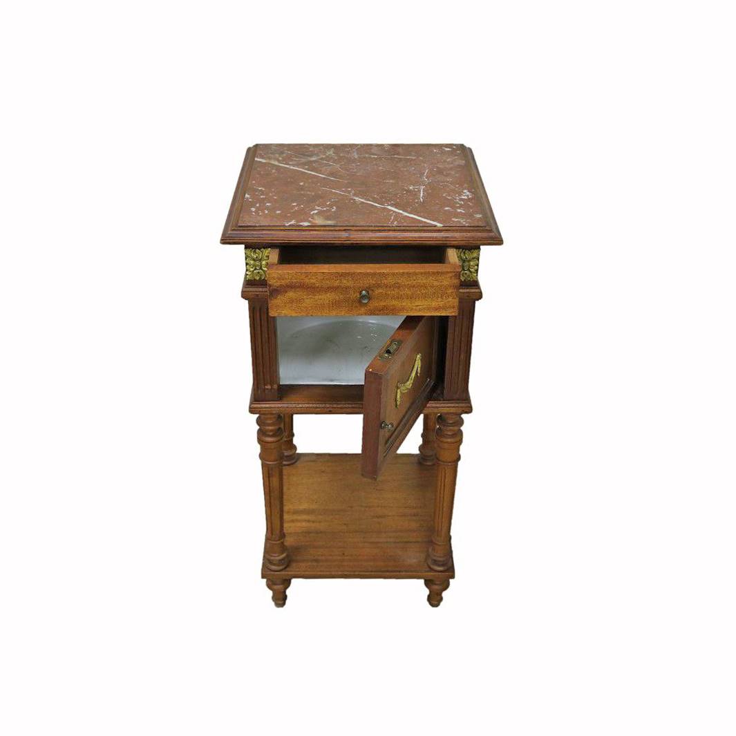 Antiqium Ürün  MERMER ZEMİNLİ KOMODİN