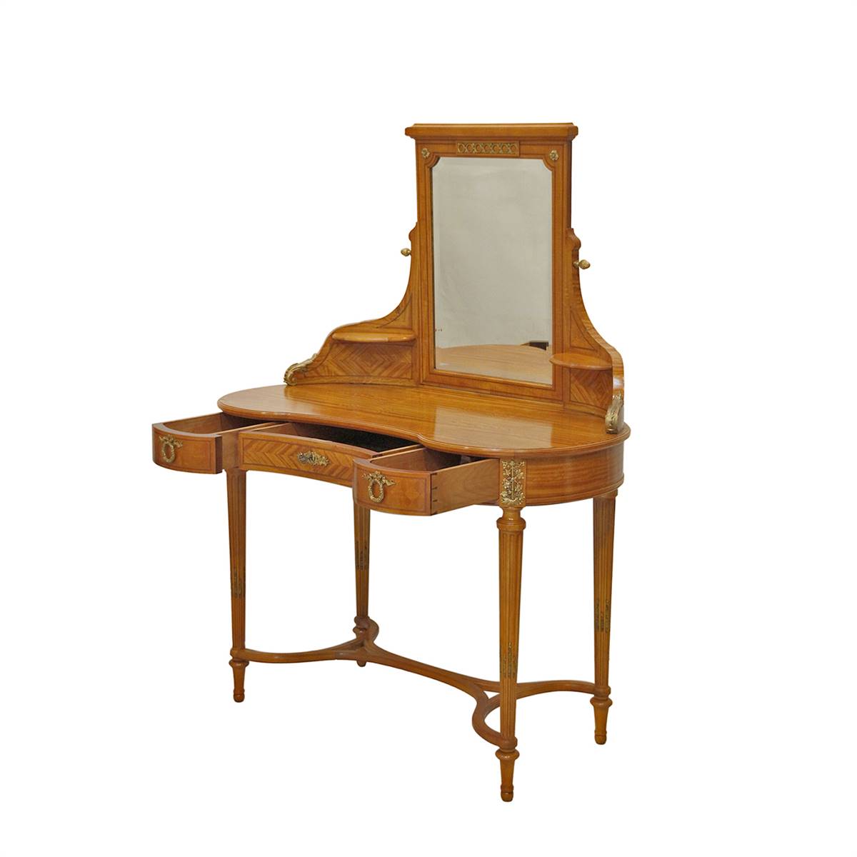 Antiqium Ürün  LOUIS XV. STİL TUVALET MASASI