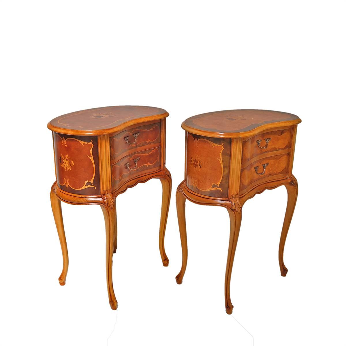 Antiqium Ürün  KINGWOOD KOMODİN TAKIMI