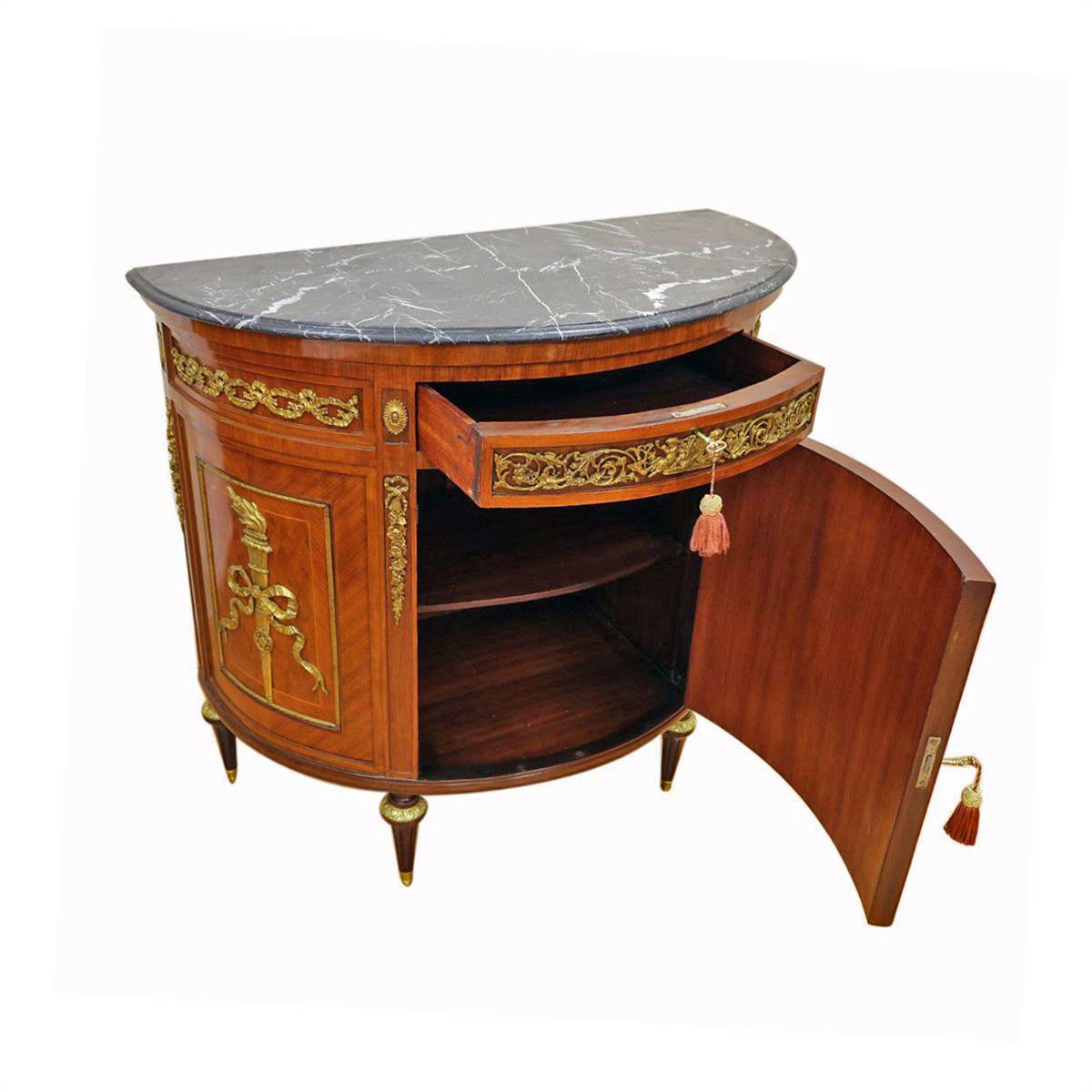 Antiqium Ürün  FRANSIZ BRONZ İŞLEMELİ BAHÜ