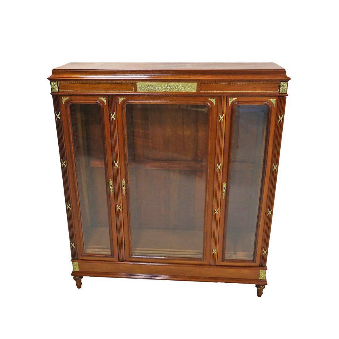 Antiqium Ürün  FRANSIZ MAUN ÜZERİ BRONZ DETAYLI KİTAPLIK