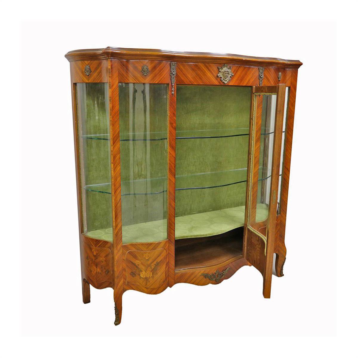 Antiqium Ürün  MARKÜTERİ VE BRONZ DETAYLI VİTRİN