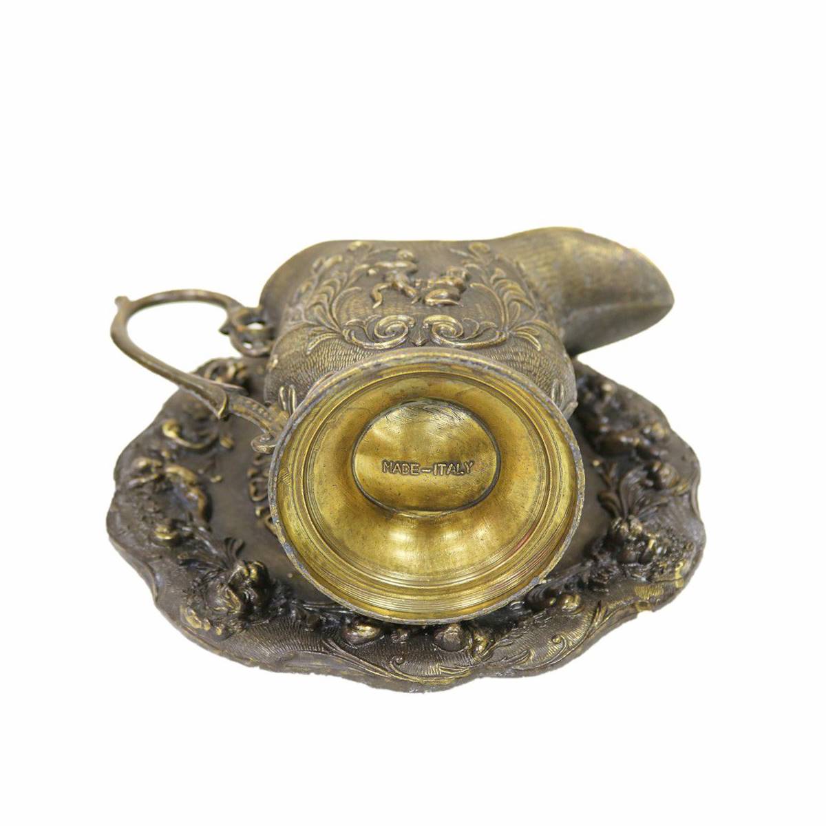 Antiqium Ürün  BAKIR TEPSİLİ SÜRAHİ