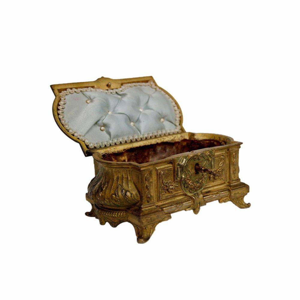 Antiqium Ürün  BRONZ MİNİ MÜCEVHER KUTUSU