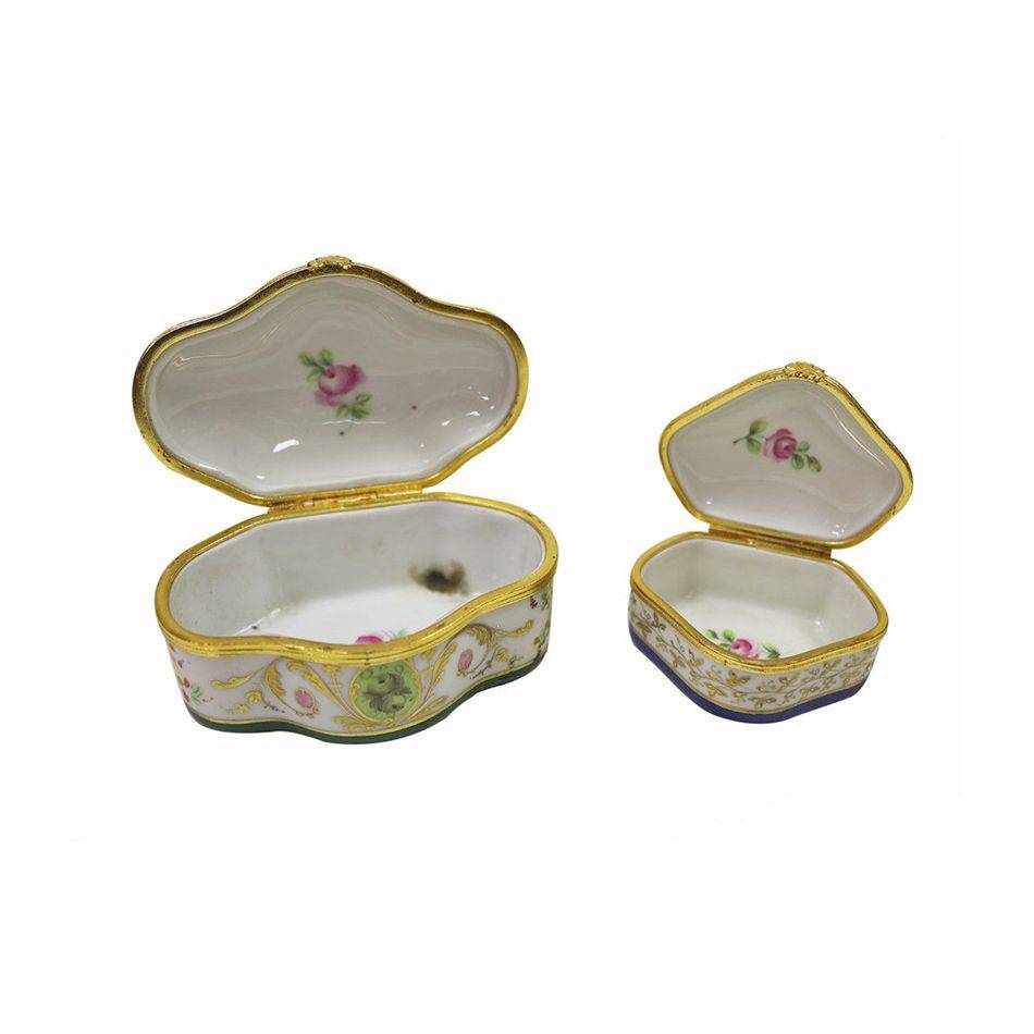 Antiqium Ürün  İMZALI, ÇİÇEK DESENLİ ÇİFT MÜCEVHER KUTUSU