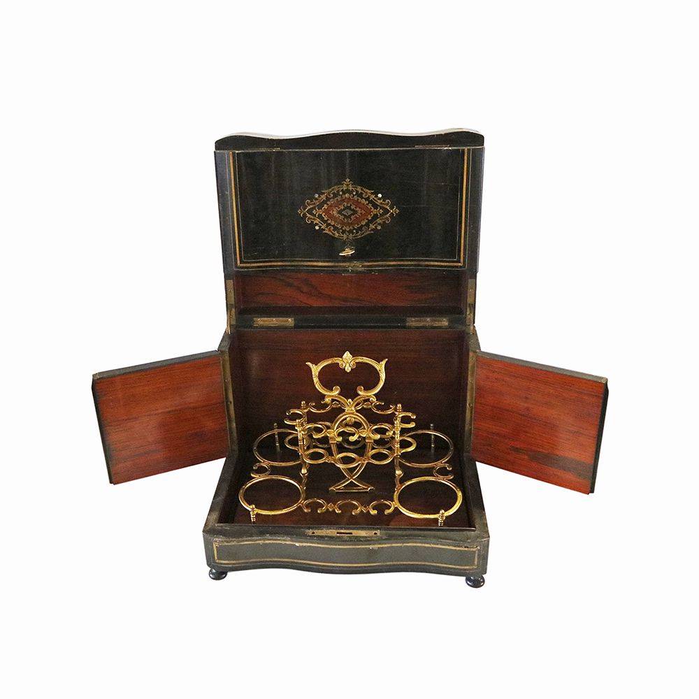 Antiqium Ürün  AHŞAP İÇKİ KUTUSU