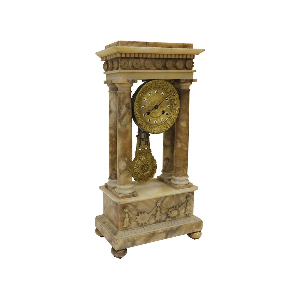 Antiqium Ürün  MERMER, BRONZ SARKAÇLI SAAT