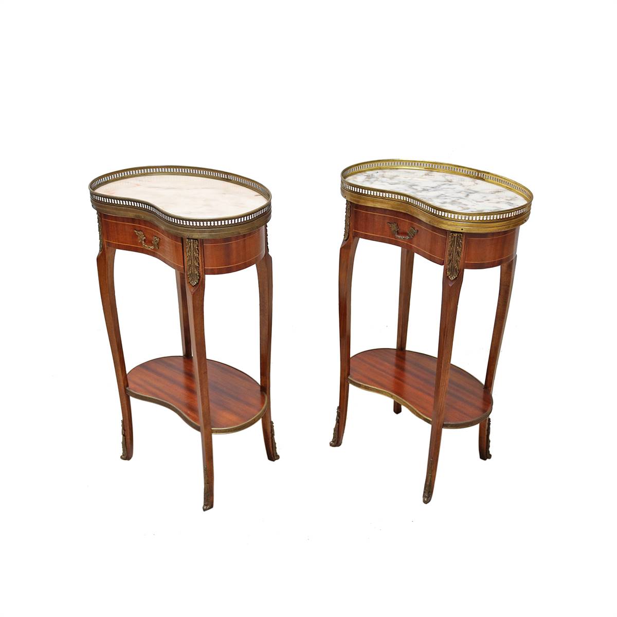 Antiqium Ürün  XVI. LOUIS İKİZ SEHPA